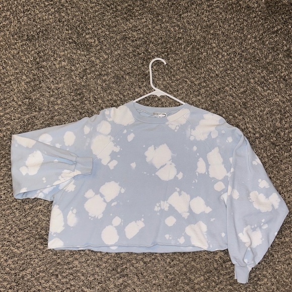 Blue and white tie dyed oversized cropped crewneck - Picture 1 of 3